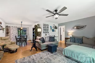 100 Greenbriar Ave, Flat Rock, NC 28731 - Photo 15