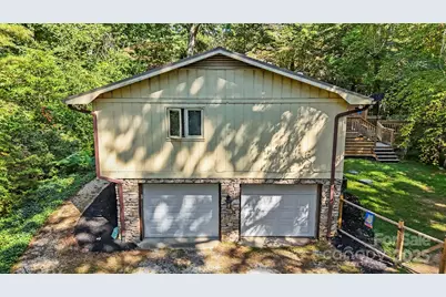 100 Greenbriar Avenue, Flat Rock, NC 28731 - Photo 33