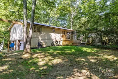 100 Greenbriar Avenue, Flat Rock, NC 28731 - Photo 9