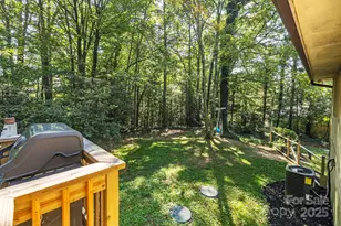 100 Greenbriar Ave, Flat Rock, NC 28731 - Photo 11