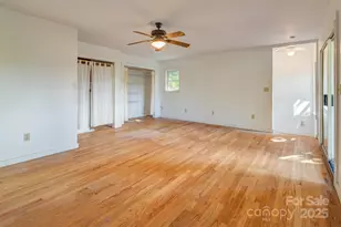 40 Craggy View Ln, Barnardsville, NC 28709 - Photo 11