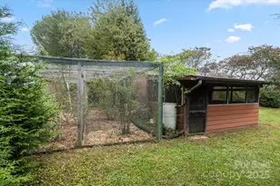 196 Broadview Cir, Brevard, NC 28712 - Photo 39