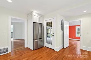 109 N Dougherty St, Black Mountain, NC 28711 - Photo 11