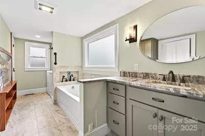 109 N Dougherty Street, Black Mountain, NC 28711 - Photo 21