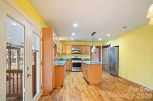 185 O O King Dr, Flat Rock, NC 28731 - Photo 17