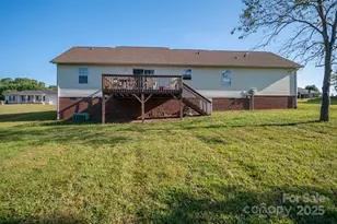 1371 Millrace Dr, Conover, NC 28613 - Photo 31