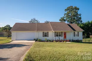 1371 Millrace Dr, Conover, NC 28613 - Photo 1