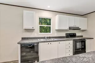 324 Center Ln, Thurmond, NC 28683 - Photo 21