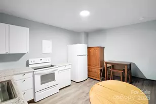 2701 Watson Dr, Charlotte, NC 28208 - Photo 17