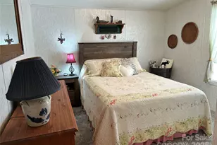 429 Riverwind Dr, Hendersonville, NC 28739 - Photo 29