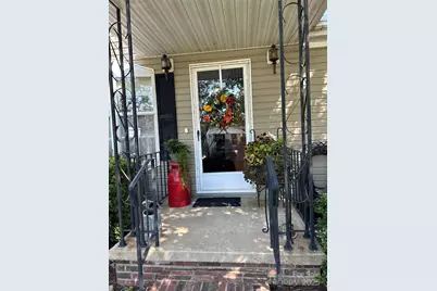 429 Riverwind Drive, Hendersonville, NC 28739 - Photo 3