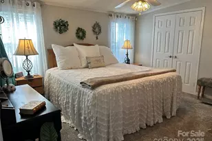 429 Riverwind Dr, Hendersonville, NC 28739 - Photo 21