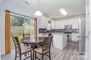 2823 Oakdale Pasture Dr, Charlotte, NC 28216 - Photo 25