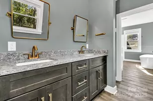 14 Mineral Springs Rd, Asheville, NC 28805 - Photo 19