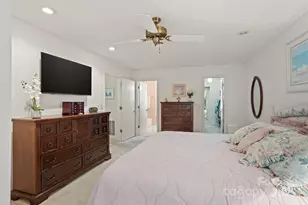 128 Forest View Dr, Flat Rock, NC 28731 - Photo 15