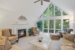 128 Forest View Dr, Flat Rock, NC 28731 - Photo 7