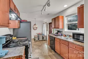 1179 Salvadore Ct, Gastonia, NC 28052 - Photo 9