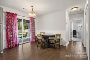 11601 Calgary Dr, Charlotte, NC 28215 - Photo 5