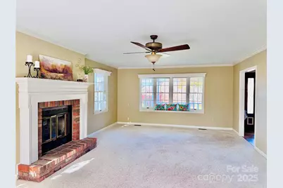 168 Mountain Valley Drive, Hendersonville, NC 28739 - Photo 9