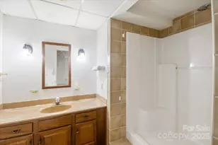 168 Mountain Valley Dr, Hendersonville, NC 28739 - Photo 29