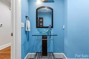 21 Battery Park Ave, Asheville, NC 28801 - Photo 19