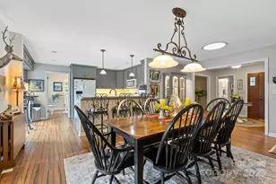 214 Vincent Pl, Hendersonville, NC 28739 - Photo 5