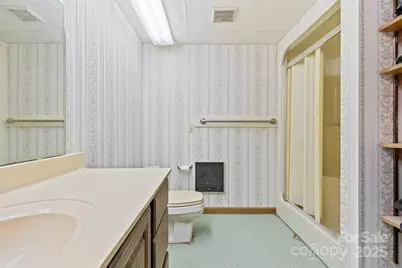 214 Vincent Place, Hendersonville, NC 28739 - Photo 31