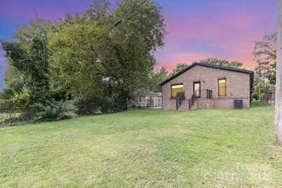 2105 Highland Street, Charlotte, NC 28208 - Photo 33