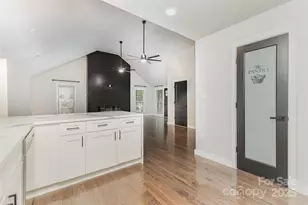 2105 Highland St, Charlotte, NC 28208 - Photo 15