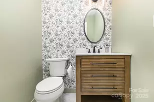 2105 Highland St, Charlotte, NC 28208 - Photo 7