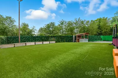 6711 Freedom Drive, Charlotte, NC 28214 - Photo 21