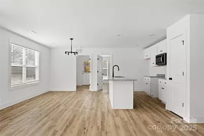 2022 4th Street SW, Hickory, NC 28602 - Photo 7