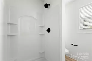 2022 4th St SW, Hickory, NC 28602 - Photo 21