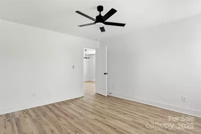 2022 4th Street SW, Hickory, NC 28602 - Photo 17