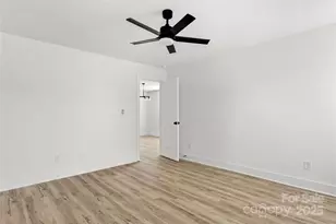 2022 4th St SW, Hickory, NC 28602 - Photo 17