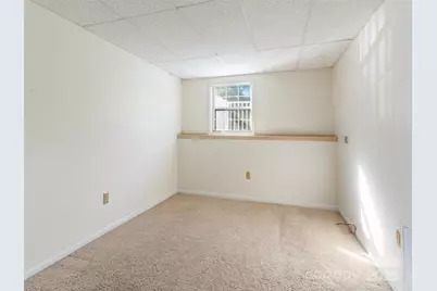 227 Bradshaw Avenue, Hendersonville, NC 28792 - Photo 21