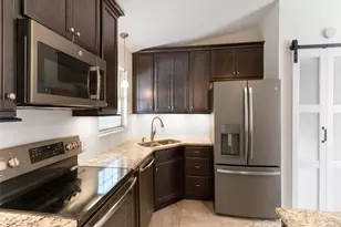 227 Bradshaw Ave, Hendersonville, NC 28792 - Photo 9