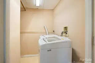 227 Bradshaw Ave, Hendersonville, NC 28792 - Photo 23