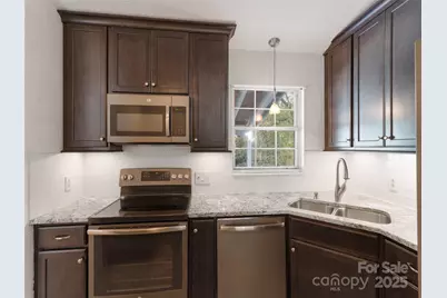 227 Bradshaw Avenue, Hendersonville, NC 28792 - Photo 11