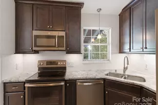 227 Bradshaw Ave, Hendersonville, NC 28792 - Photo 11