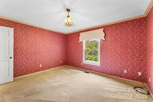 200 Woodland Dr, Marion, NC 28752 - Photo 25