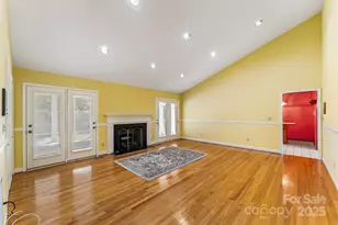 200 Woodland Dr, Marion, NC 28752 - Photo 5