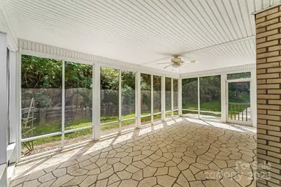 200 Woodland Drive, Marion, NC 28752 - Photo 9