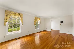 200 Woodland Dr, Marion, NC 28752 - Photo 17