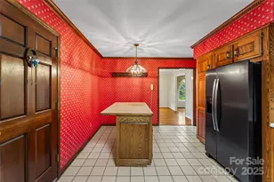 200 Woodland Dr, Marion, NC 28752 - Photo 13