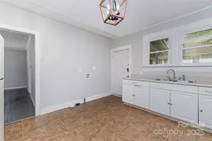 111 Dix St, Gastonia, NC 28052 - Photo 5