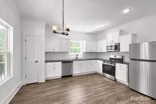 12 Whitson Rd, Asheville, NC 28805 - Photo 3