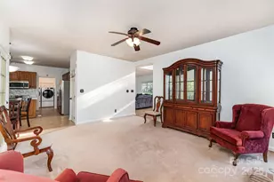 10912 Partridge Cross Ln, Charlotte, NC 28214 - Photo 13