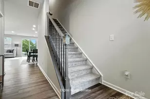 7028 Hodges Meadow Ln, Charlotte, NC 28213 - Photo 15