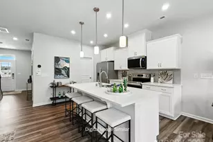 7028 Hodges Meadow Ln, Charlotte, NC 28213 - Photo 7